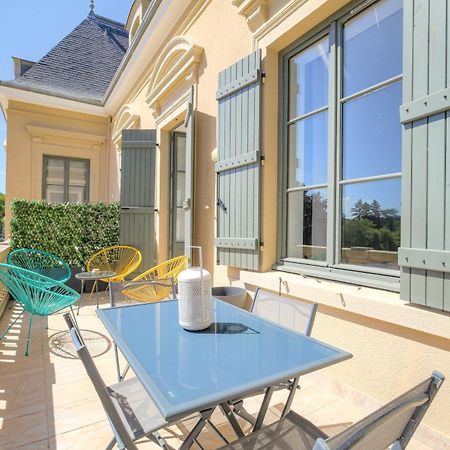 Chateau Ecully - Appartement 2 Chambres - Terrasse & Parking المظهر الخارجي الصورة